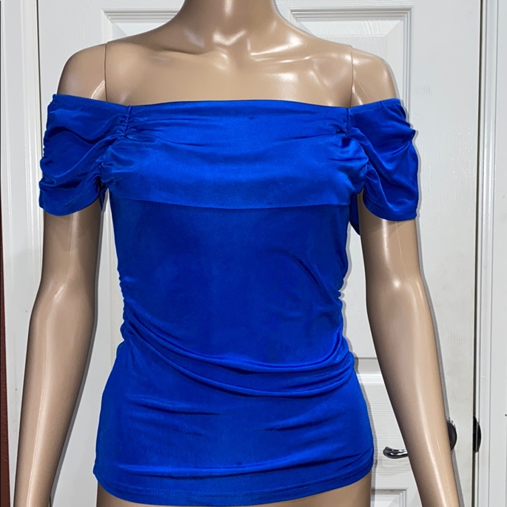 ❤️Beautiful Royal Blue Off Shoulder Top